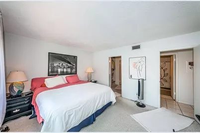 10365 Paradise Boulevard #16, Treasure Island, FL 33706 - Photo 23