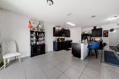 8128 Harwich Port Lane, Gibsonton, FL 33534 - Photo 9