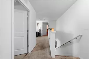 8128 Harwich Port Ln, Gibsonton, FL 33534 - Photo 17