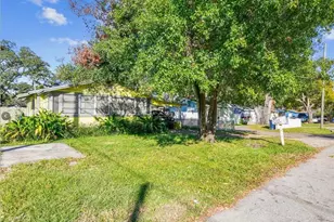 1915 W Fern St, Tampa, FL 33604 - Photo 1