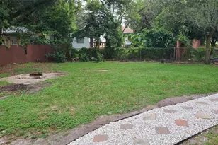 1703 E 29th Ave, Tampa, FL 33605 - Photo 9