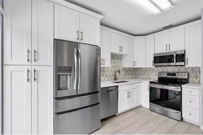 1610 Marsh Wood Drive, Seffner, FL 33584 - Photo 11