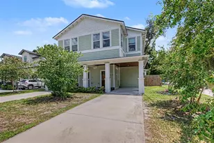 911 E Osborne Ave, Tampa, FL 33603 - Photo 1
