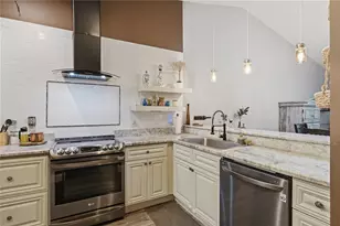 594 Daventry Square, Palm Harbor, FL 34683 - Photo 5