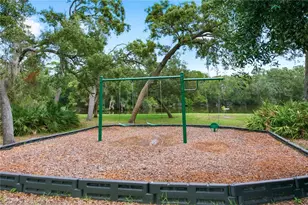 594 Daventry Square, Palm Harbor, FL 34683 - Photo 21