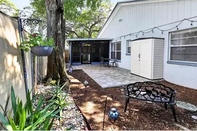 852 Franklin Circle, Palm Harbor, FL 34683 - Photo 21