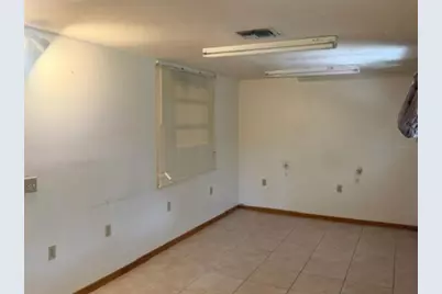 14812 N Iris Avenue, Tampa, FL 33613 - Photo 5