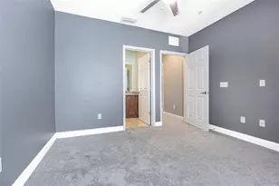 4511 Legacy Park Dr, Tampa, FL 33611 - Photo 11