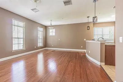 4511 Legacy Park Drive, Tampa, FL 33611 - Photo 5