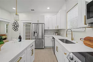 1920 E Paris St, Tampa, FL 33610 - Photo 11