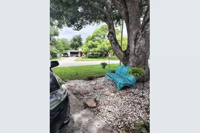 607 Oak Ridge Drive, Brandon, FL 33510 - Photo 7