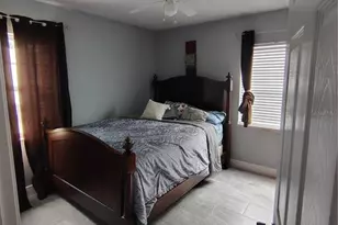 607 Oak Ridge Dr, Brandon, FL 33510 - Photo 17