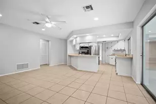 504 Bamboo Ct, Tarpon Springs, FL 34689 - Photo 11