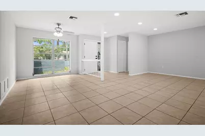 504 Bamboo Court, Tarpon Springs, FL 34689 - Photo 3