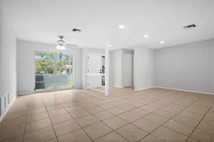 504 Bamboo Ct, Tarpon Springs, FL 34689 - Photo 3