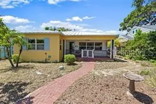 144 30th Ave N, Saint Petersburg, FL 33704 - Photo 1