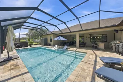 408 Hawk Talon Drive, Lithia, FL 33547 - Photo 5