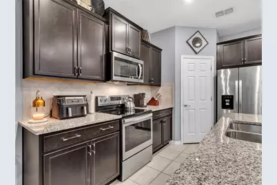 5019 Blue Latan Lane, Tampa, FL 33610 - Photo 5