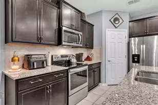 5019 Blue Latan Ln, Tampa, FL 33610 - Photo 5