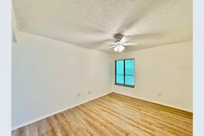 11703 Raintree Village Boulevard #C, Tampa, FL 33617 - Photo 9