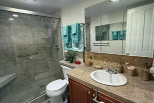 125 Picardy Villa Cir, Brandon, FL 33510 - Photo 11