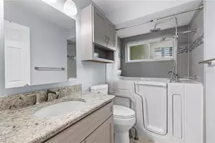 1614 Dawnridge Ct, Brandon, FL 33510 - Photo 29