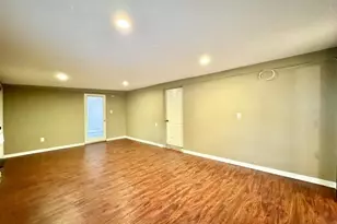 6816 W Burke St, Tampa, FL 33634 - Photo 27