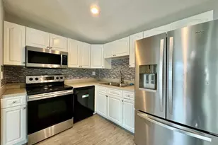 6816 W Burke St, Tampa, FL 33634 - Photo 9