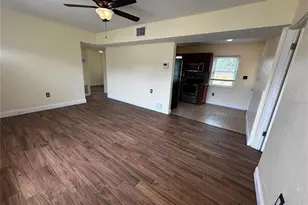 8933 Narcissus Ave, Seminole, FL 33777 - Photo 9