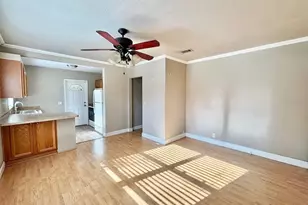 1219 E Frierson Ave, Tampa, FL 33603 - Photo 7
