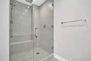 275 1st Ave S, Saint Petersburg, FL 33701 - Photo 35
