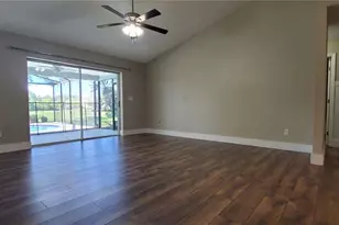 11608 Wellman Dr, Riverview, FL 33578 - Photo 7