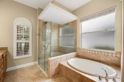 5711 Tanagerside Road, Lithia, FL 33547 - Photo 29