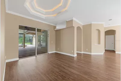 5711 Tanagerside Road, Lithia, FL 33547 - Photo 9