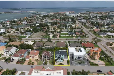 289 8th Avenue N, Tierra Verde, FL 33715 - Photo 11