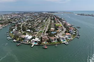 289 8th Ave N, Tierra Verde, FL 33715 - Photo 1