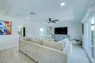 289 8th Ave N, Tierra Verde, FL 33715 - Photo 15