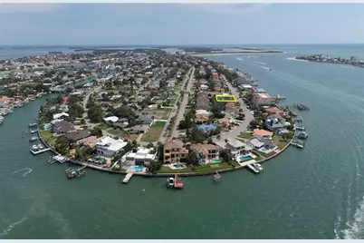 289 8th Avenue N, Tierra Verde, FL 33715 - Photo 15