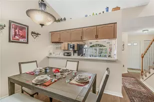 2586 Pine Cove Ln, Clearwater, FL 33761 - Photo 11