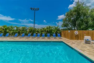 2586 Pine Cove Ln, Clearwater, FL 33761 - Photo 39
