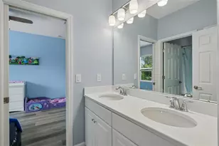 9085 Spruce Creek Cir, Riverview, FL 33578 - Photo 31