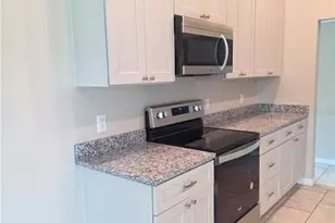 623 Dexter Dr, Dunedin, FL 34698 - Photo 9