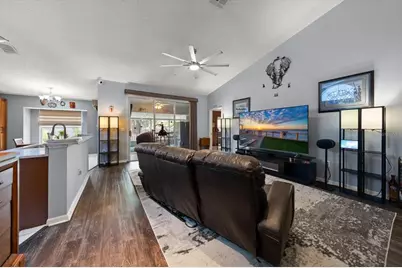 2511 Estancia Boulevard, Clearwater, FL 33761 - Photo 5
