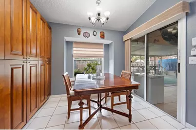 2511 Estancia Boulevard, Clearwater, FL 33761 - Photo 11
