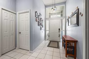 2511 Estancia Blvd, Clearwater, FL 33761 - Photo 3