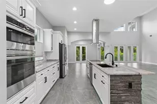 1964 Cedar Dr, Dunedin, FL 34698 - Photo 15