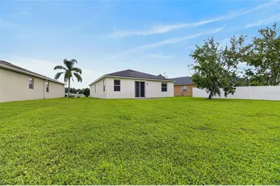 2637 Walden Woods Drive, Plant City, FL 33566 - Photo 33