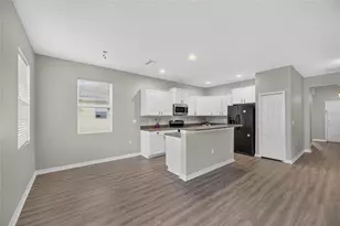2637 Walden Woods Dr, Plant City, FL 33566 - Photo 11