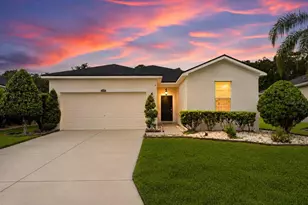 2637 Walden Woods Dr, Plant City, FL 33566 - Photo 1