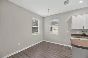 2637 Walden Woods Dr, Plant City, FL 33566 - Photo 7